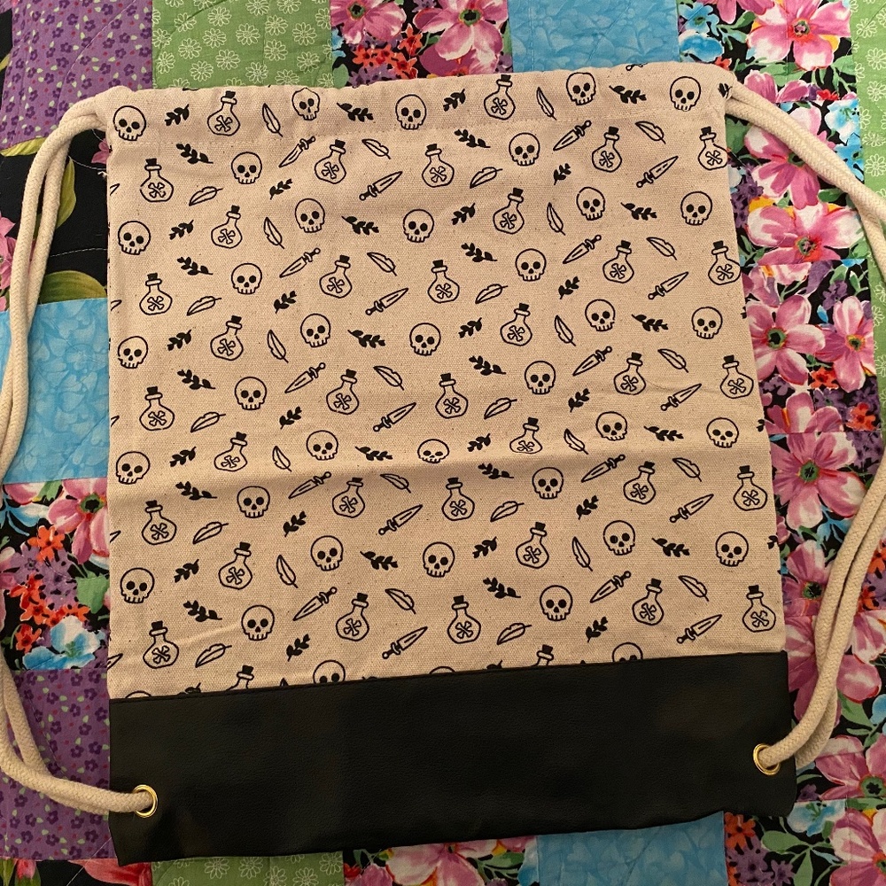 Shakespeare Inspired Drawstring Bag. - image 1